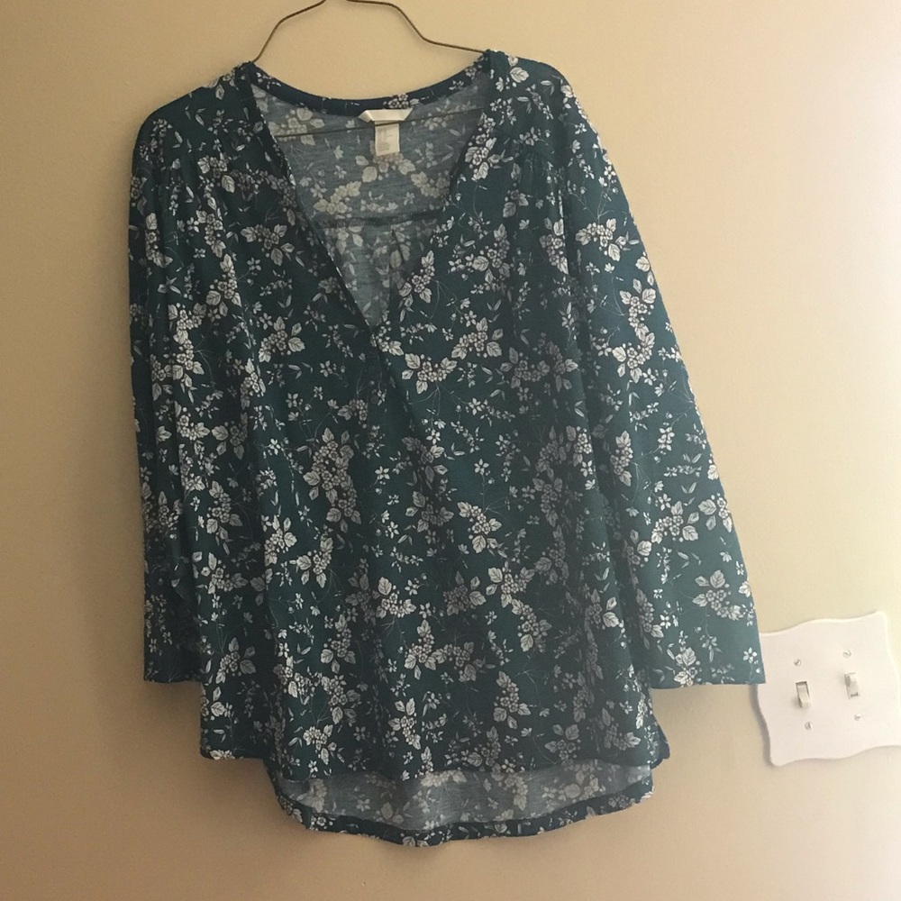 Green blouse